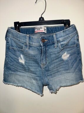 abercrombie kids light blue distressed denim shorts